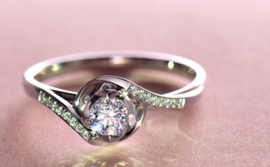 蓝宝石产地探秘与互联网珠宝销售新趋势